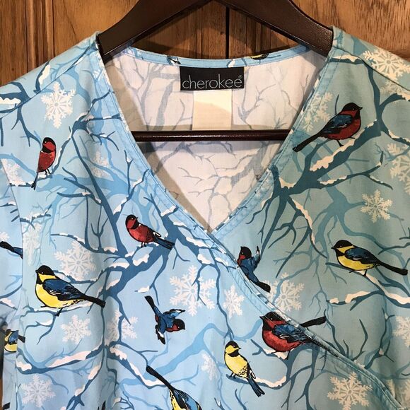Cherokee Winter Birds Blue  Wrap Top Women's L Cotton Poly Scrubs Loops Pockets - Picture 2 of 6